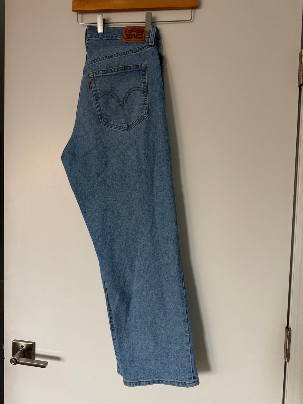 Levi's Light Blue Distressed Ribcage Straight Ankle Jeans